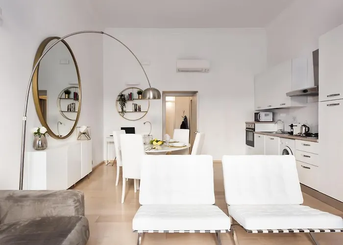 דירה Vatican Imperial 2840sq Ft