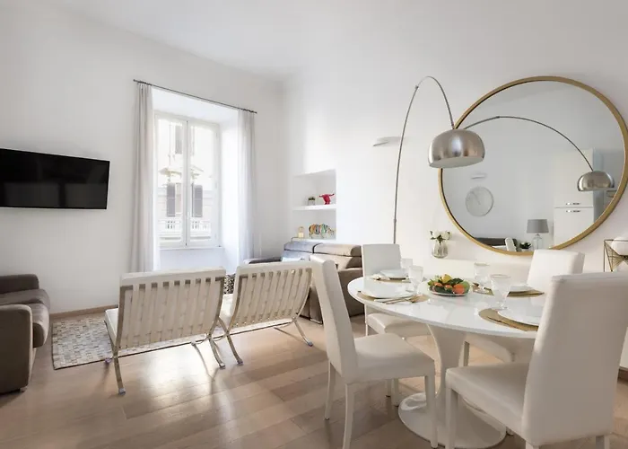 Vatican Imperial 2840sq Ft * רומא