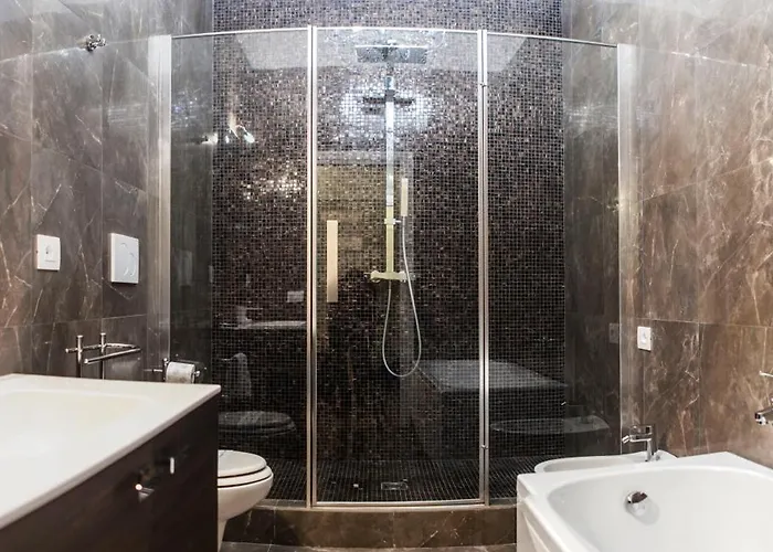 דירה Vatican Imperial 2840sq Ft רומא